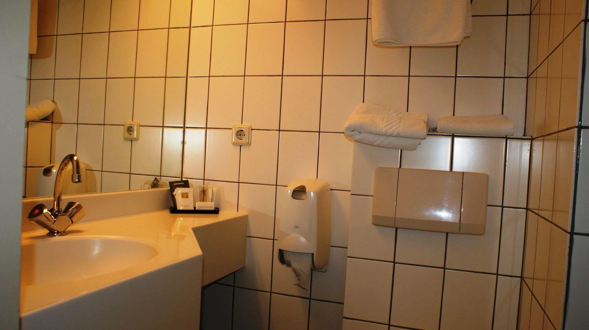 Hotel Flora Hillegom Esterno foto